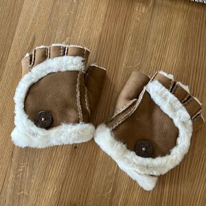 UGG gloves